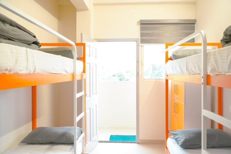 4 - Sharing Dorms Mixed